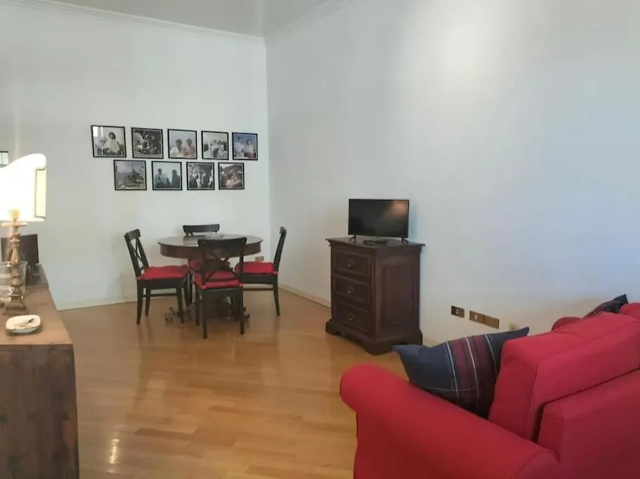 La Tana Del Leone In Centro A Milano Apartment Italy